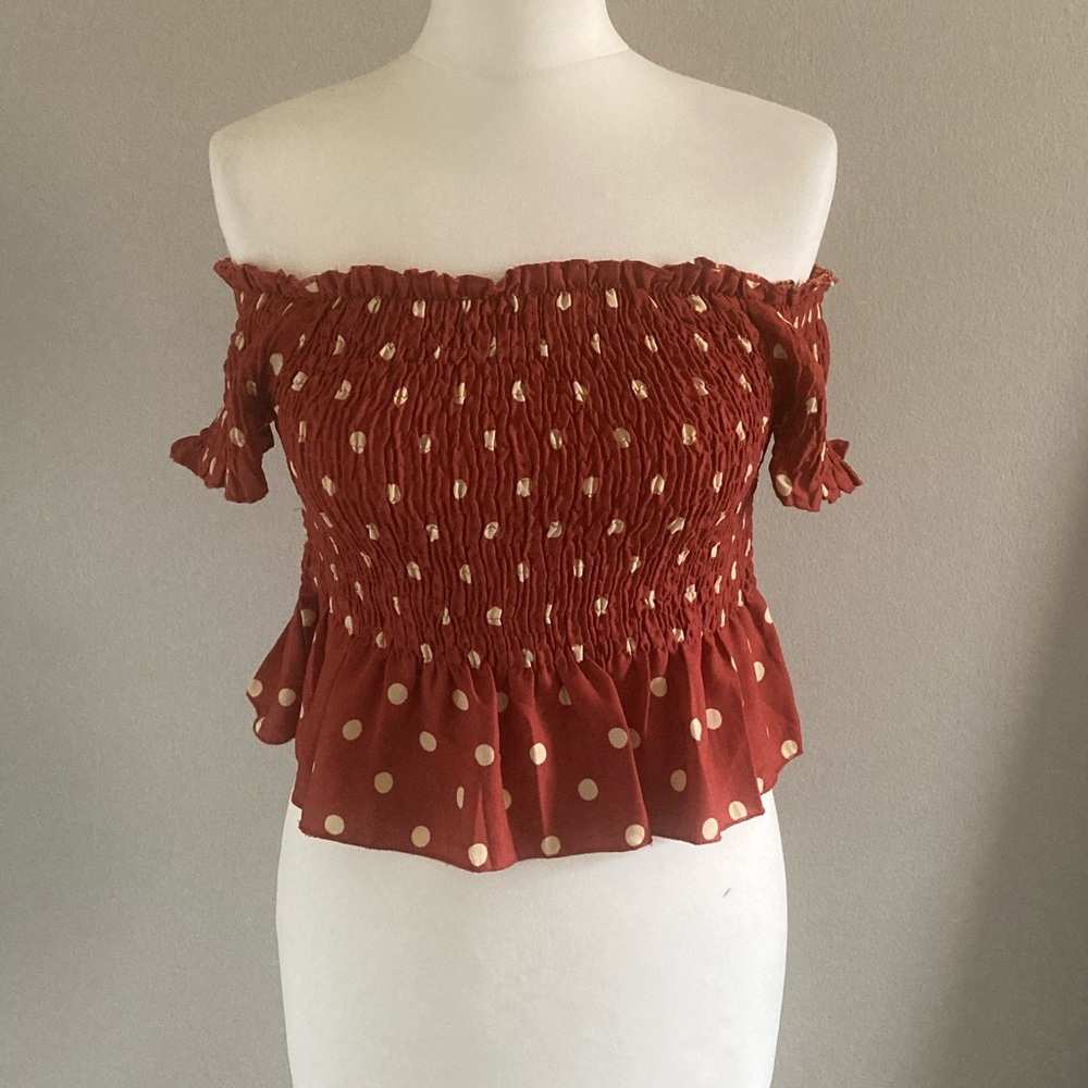 Polka dot crop top